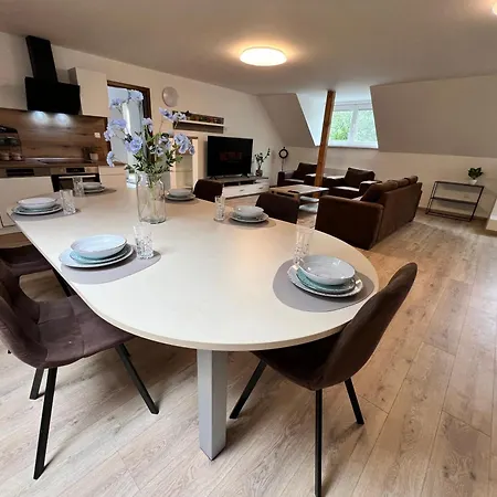 Appartement Elysian 2 *